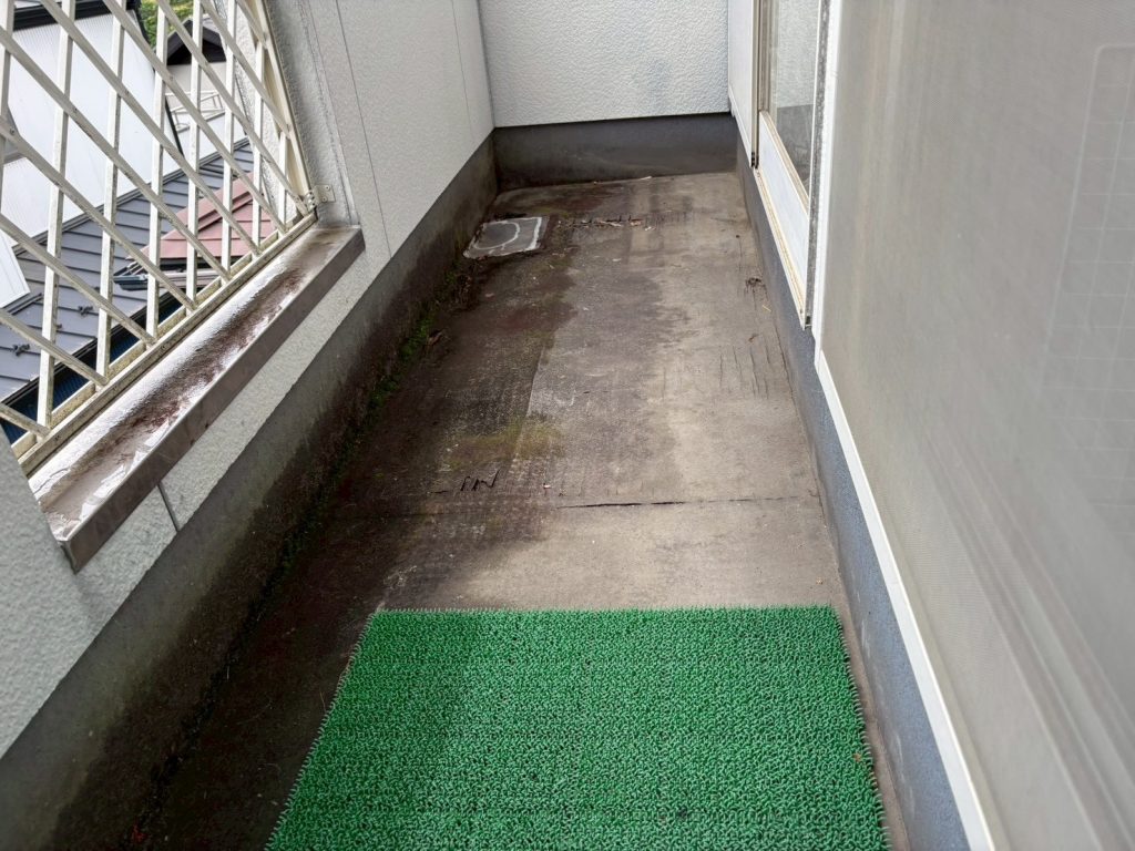 黒ずみが出た床面